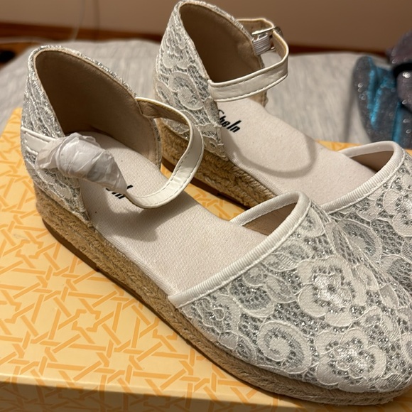 Shein Children Woven Solid Color Simple Daily Flat Shoes - Picture 3 of 5